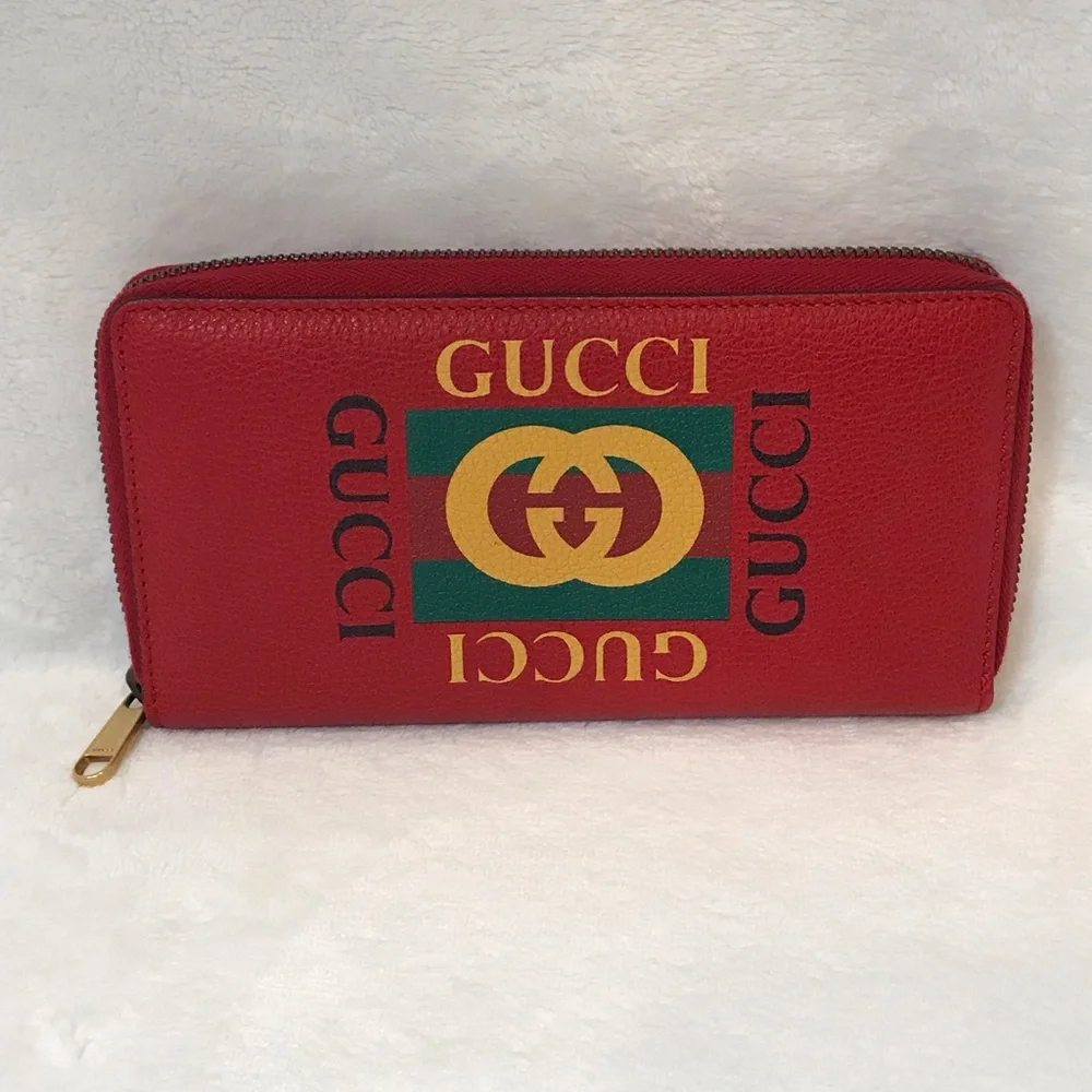 GUCCI WALLET - Picture 1 of 9